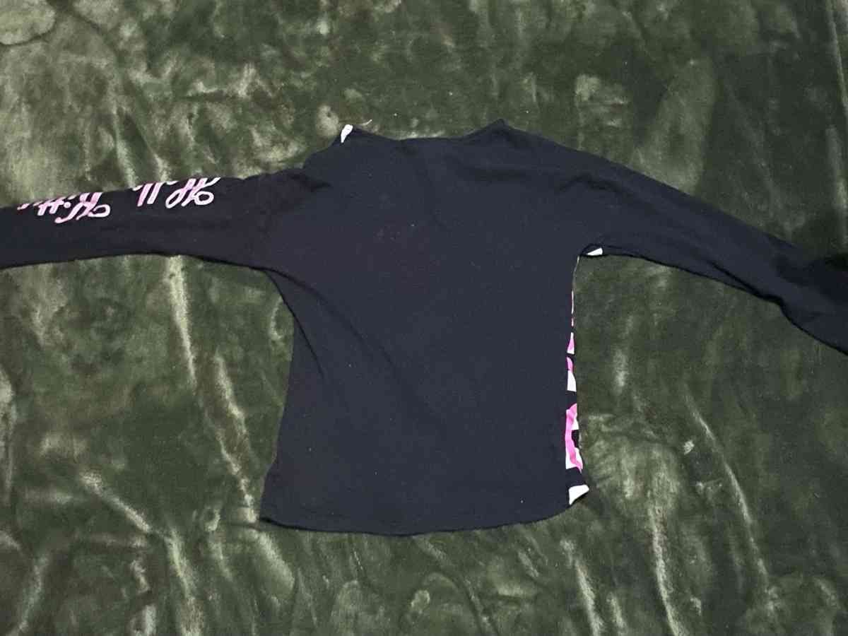 hello kitty long sleeve shirt - Houston, Texas - FleaMarketBay