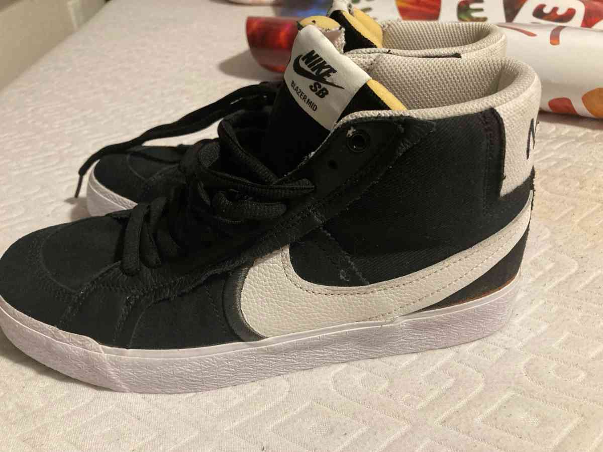 Nike shoes - Glendale, Arizona