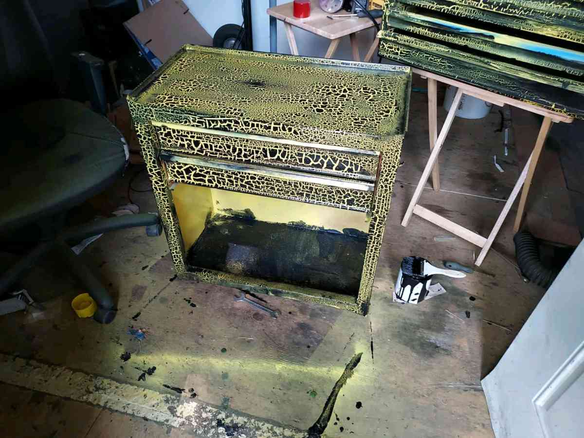 I painted the toolbox to fix it up Not rusty - Alicia, Arkansas