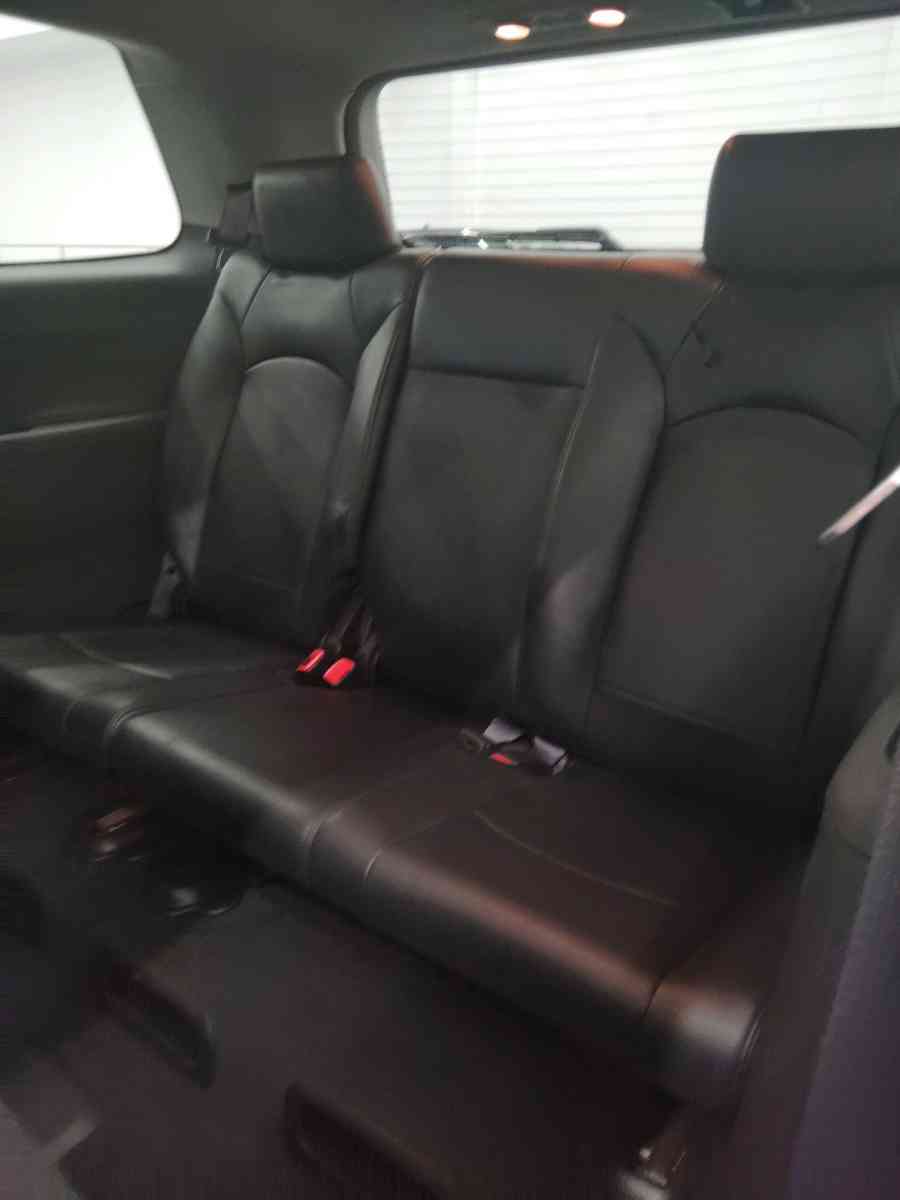 2007 Saturn Outlook XR - Greenville, Texas - FleaMarketBay