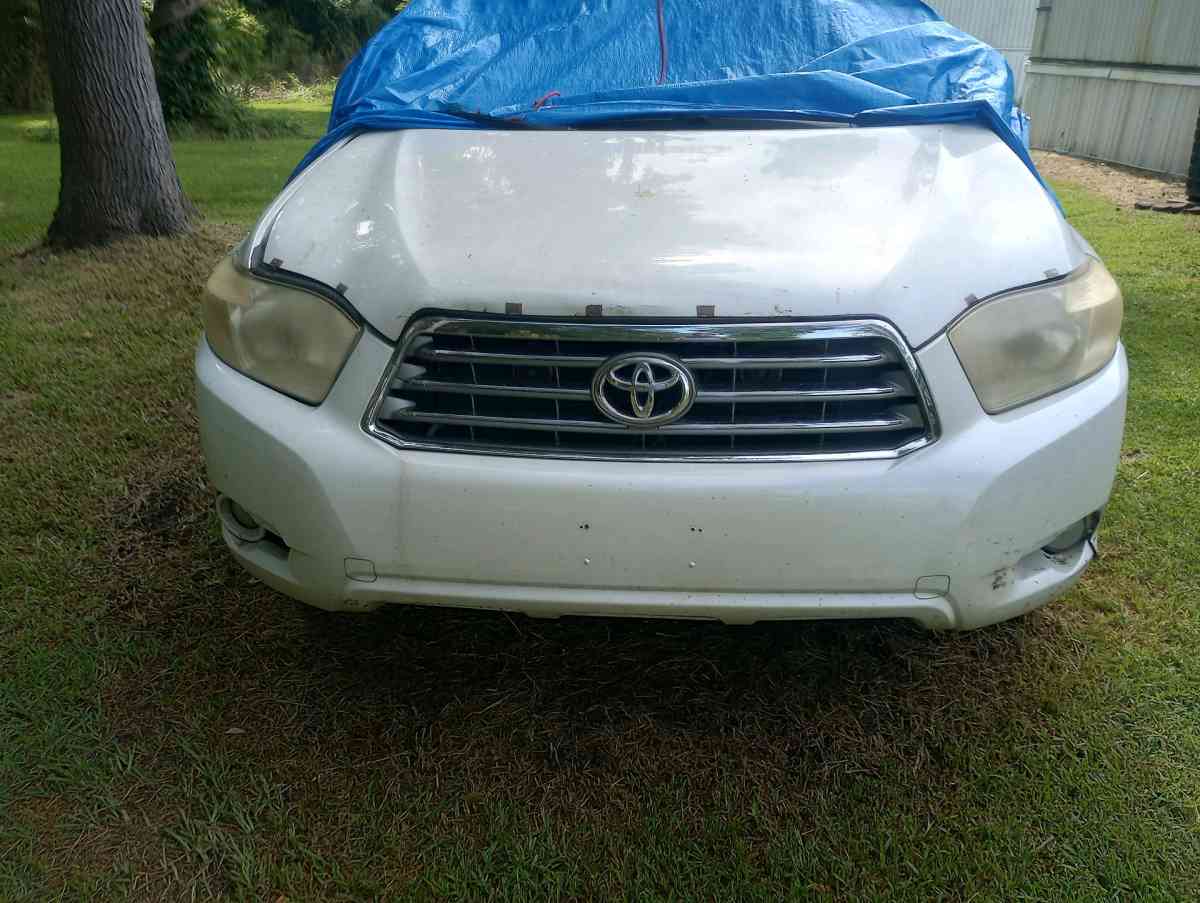 Toyota Highlander - Columbus, Mississippi