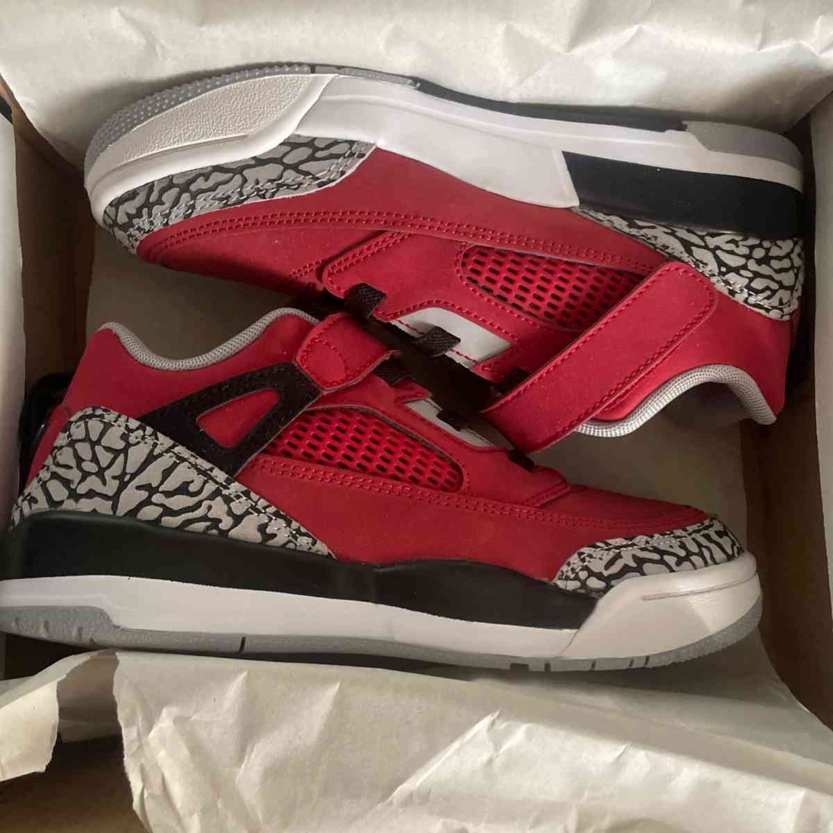 brand new jordans - Lansing, Michigan