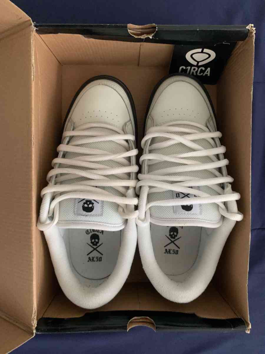 C1RCA BLACK AND WHITE SHOES - Bakersfield, California - FleaMarketBay