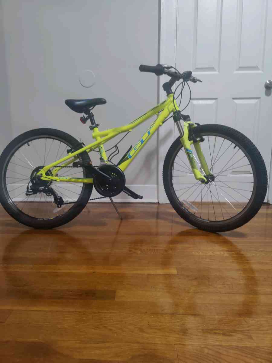 bicicleta GT 24 - Hartford, Connecticut - FleaMarketBay