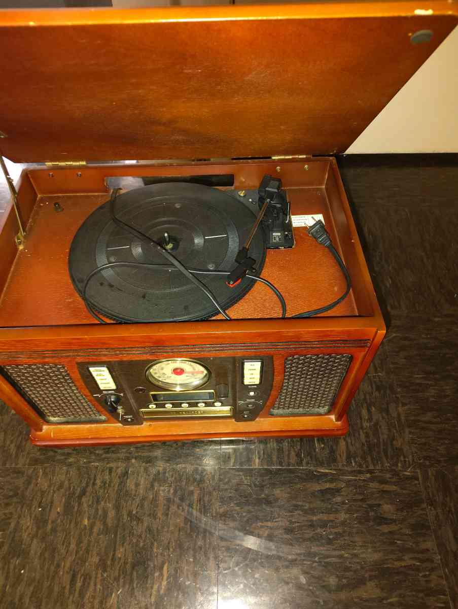 Class 1 Laser Product Record Player USB Hookup Tape Player - Nashville, Tennessee - FleaMarketBay