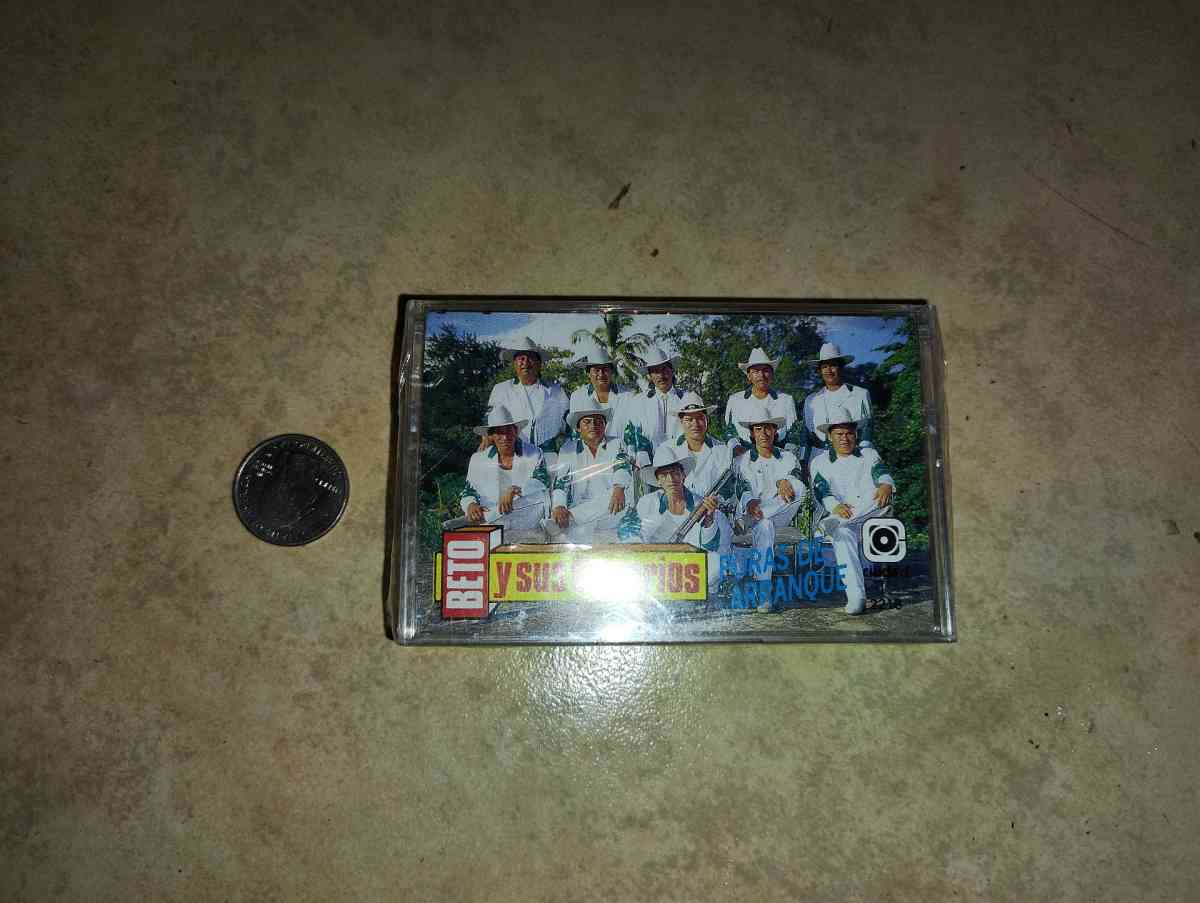 Beto Y Sus Canarios Puras De Arranque Cassette - Bakersfield, California - FleaMarketBay