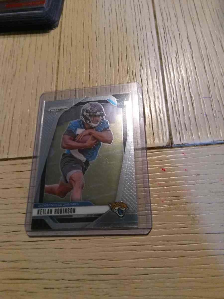 4 card prizm rookie card lot - Milwaukee, Wisconsin - FleaMarketBay