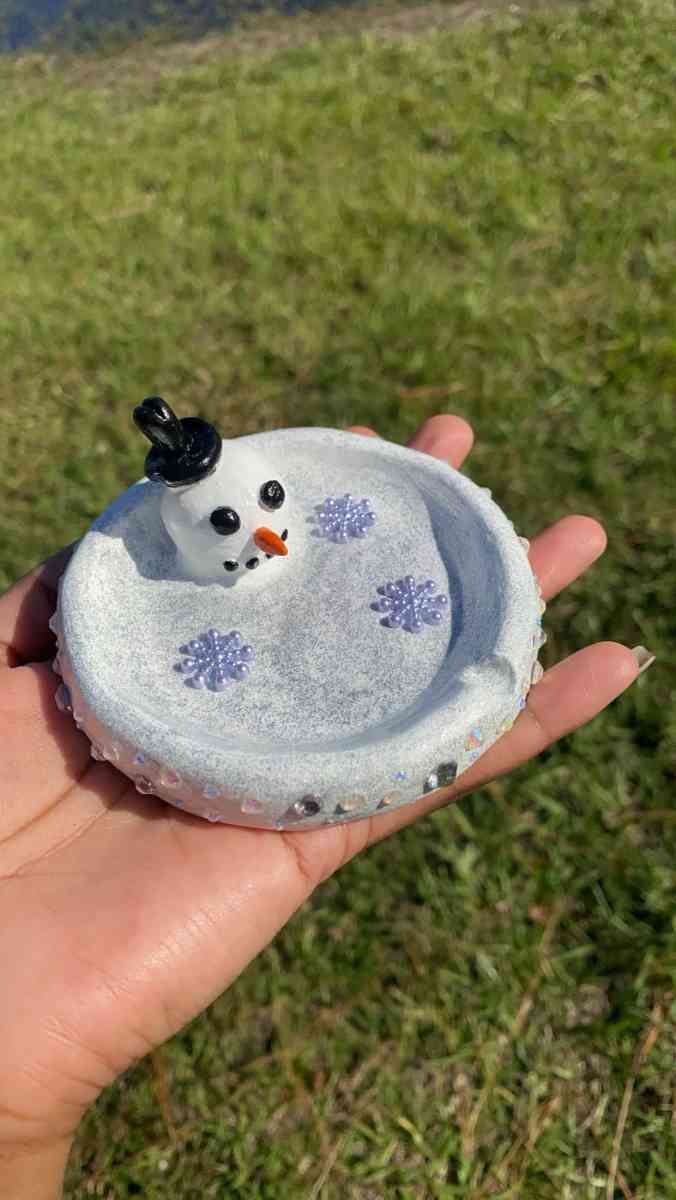 Snowman Ashtray - Lake Mary, Florida