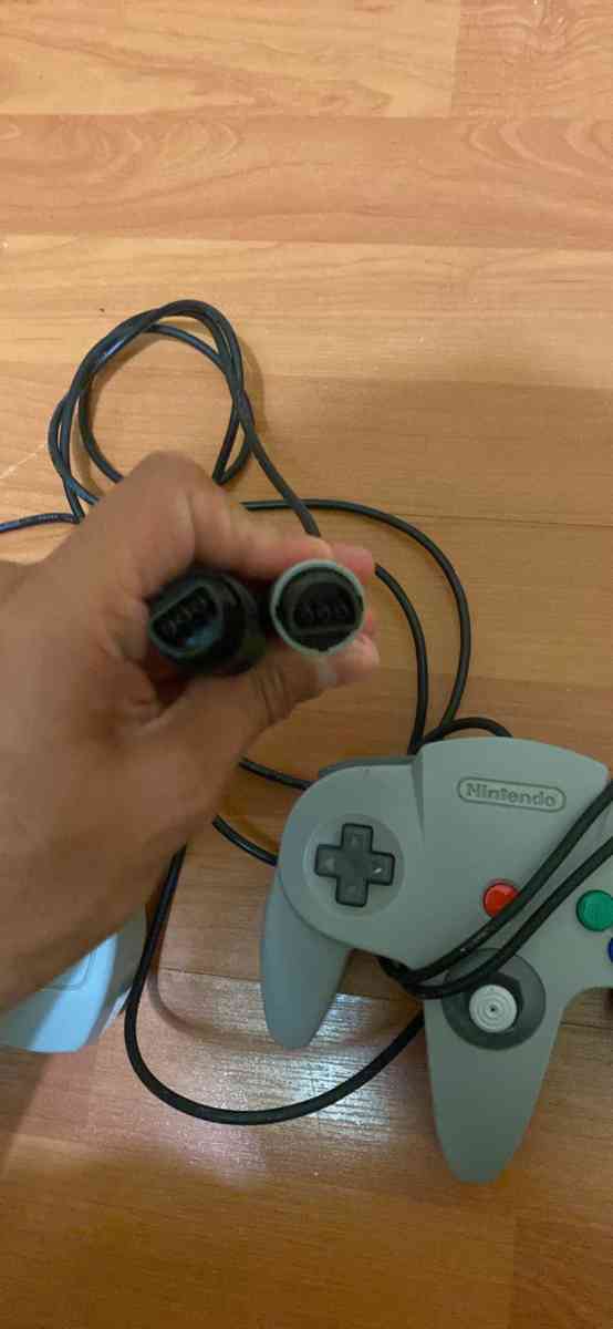 N64 controller set - Miami, Florida - FleaMarketBay