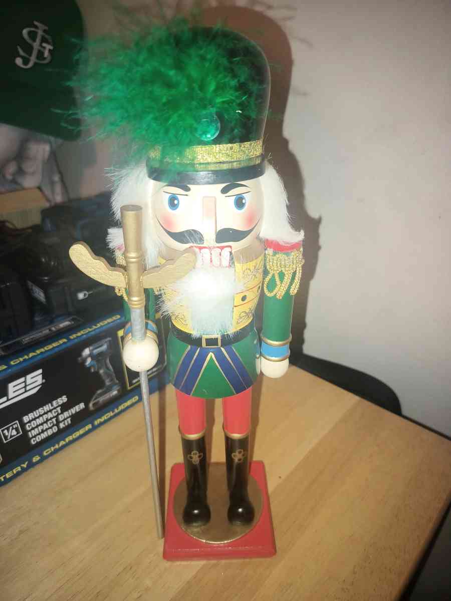 Wooden Nutcracker - Crown Point, Indiana - FleaMarketBay