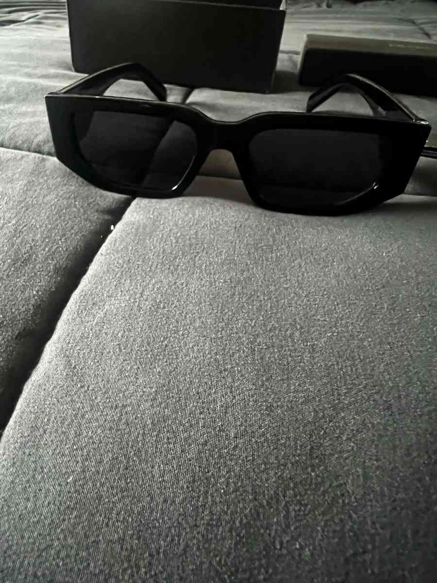 Prada Sunglasses with Case and Authenticity Card - Saint Cloud, Minnesota - FleaMarketBay