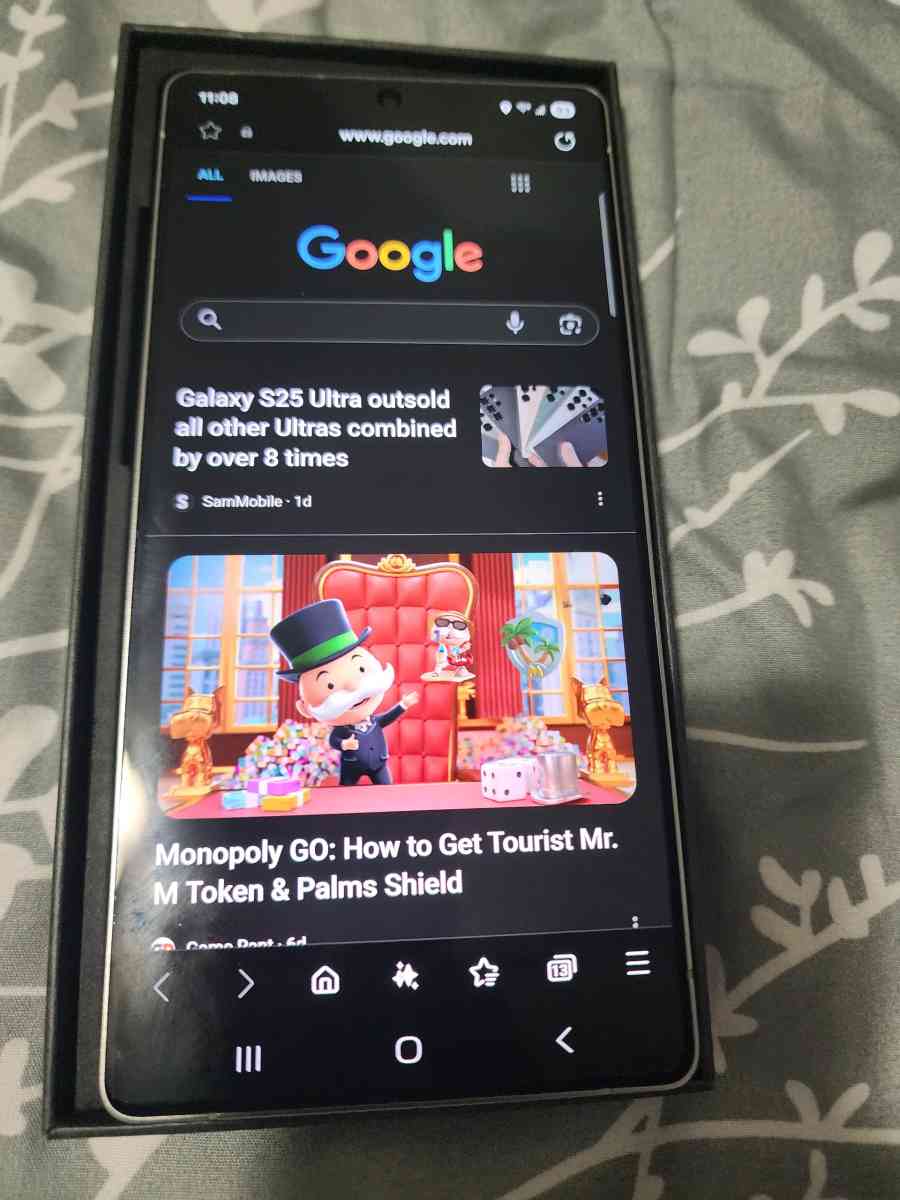 Samsung galaxy S25 Ultra TMobile Unlocked - Alexander, New York - FleaMarketBay