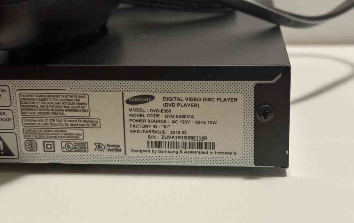 Samsung DVDE360 DVD Player Black with Remote - Naples, Florida - FleaMarketBay