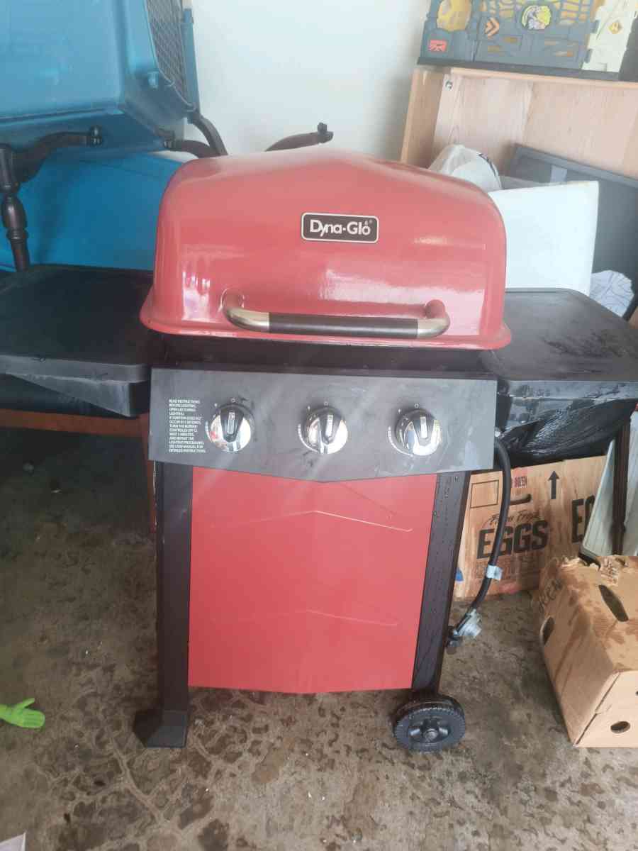 Propane Grill - Crown Point, Indiana - FleaMarketBay