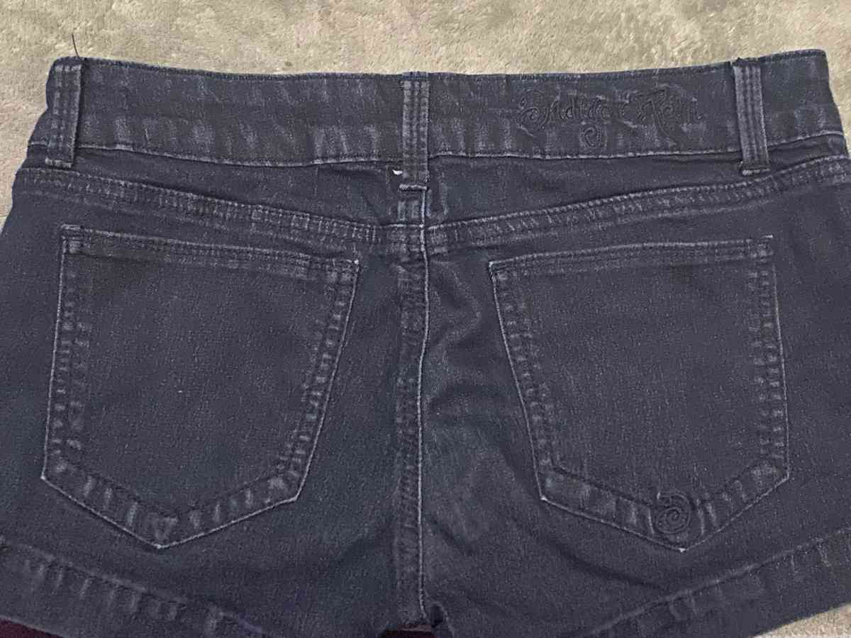 indigo rein denim shorts - Houston, Texas - FleaMarketBay