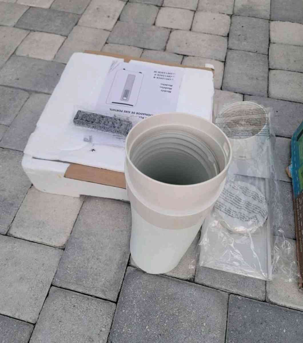 Commercial Cool Portable Air Conditioner - Homosassa, Florida - FleaMarketBay