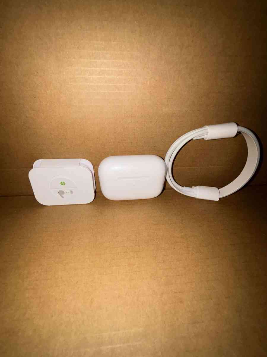 Apple Airpod Pros 2nd Generation - Knoxville, Tennessee - FleaMarketBay