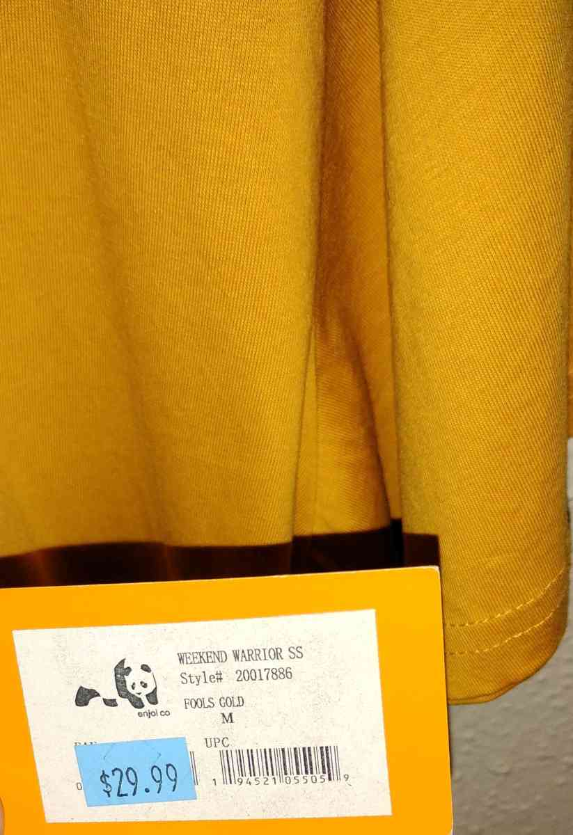 WWE Weekend Warrior tshirt - San Antonio, Texas - FleaMarketBay