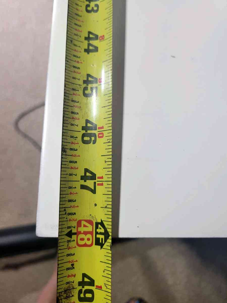 white  desk - Chicago, Illinois - FleaMarketBay