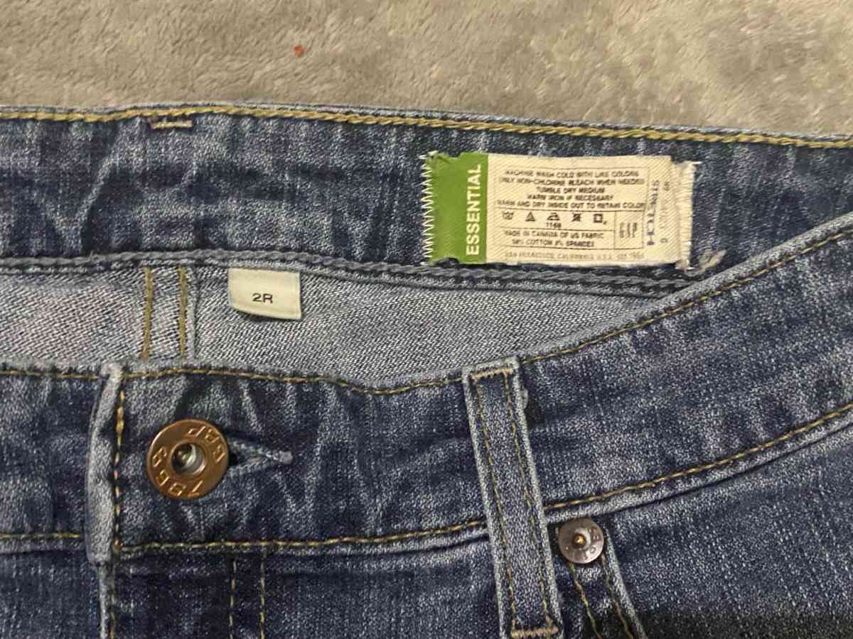 essential denim shorts - Houston, Texas - FleaMarketBay