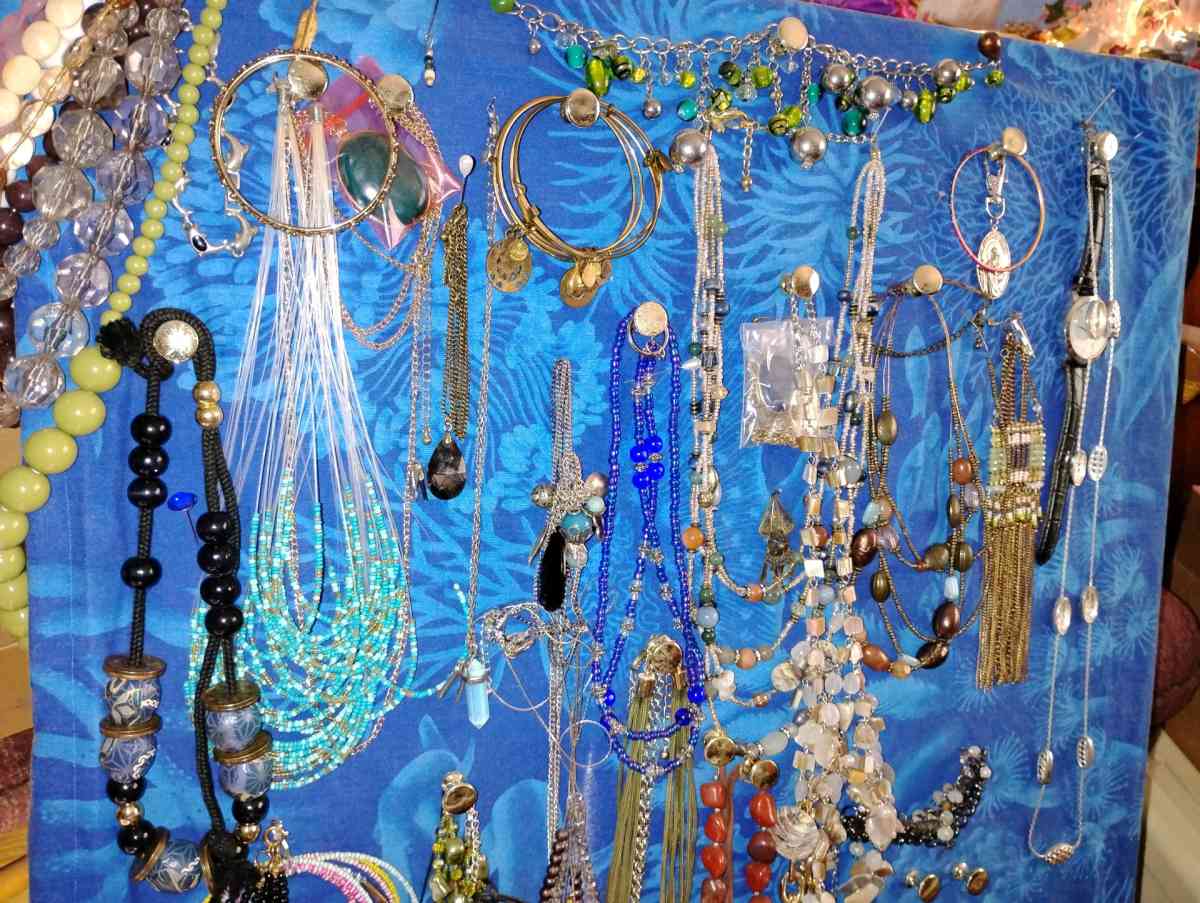 necklace - Glencoe, Minnesota - FleaMarketBay