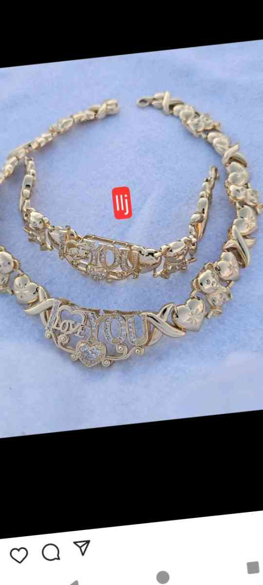 necklace set - Port Richey, Florida - FleaMarketBay