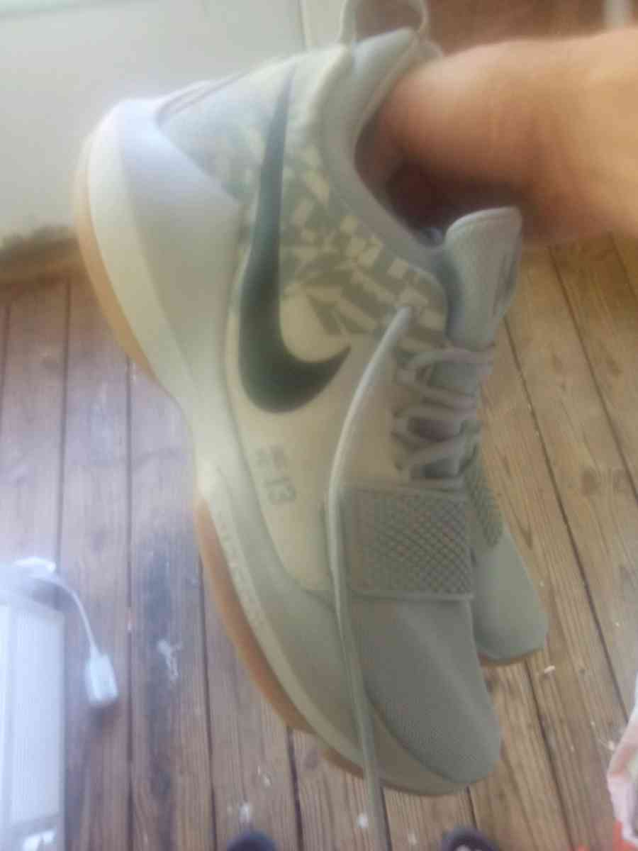 kyrie irvin size 13 - Rock Hill, South Carolina