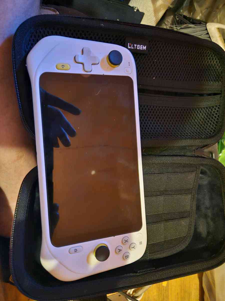 handheld game console - Lake City, South Carolina - FleaMarketBay