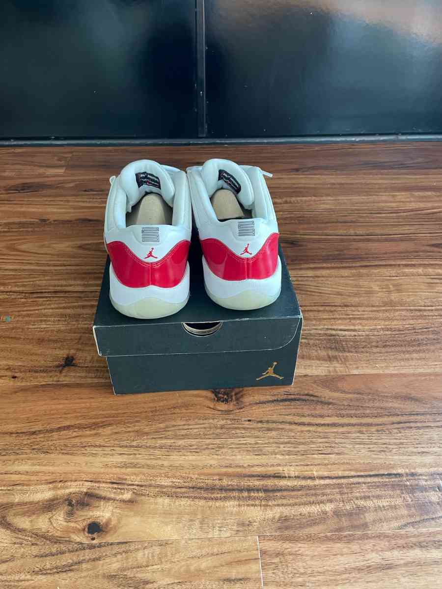 kids Jordan 11s low - Severn, Maryland - FleaMarketBay