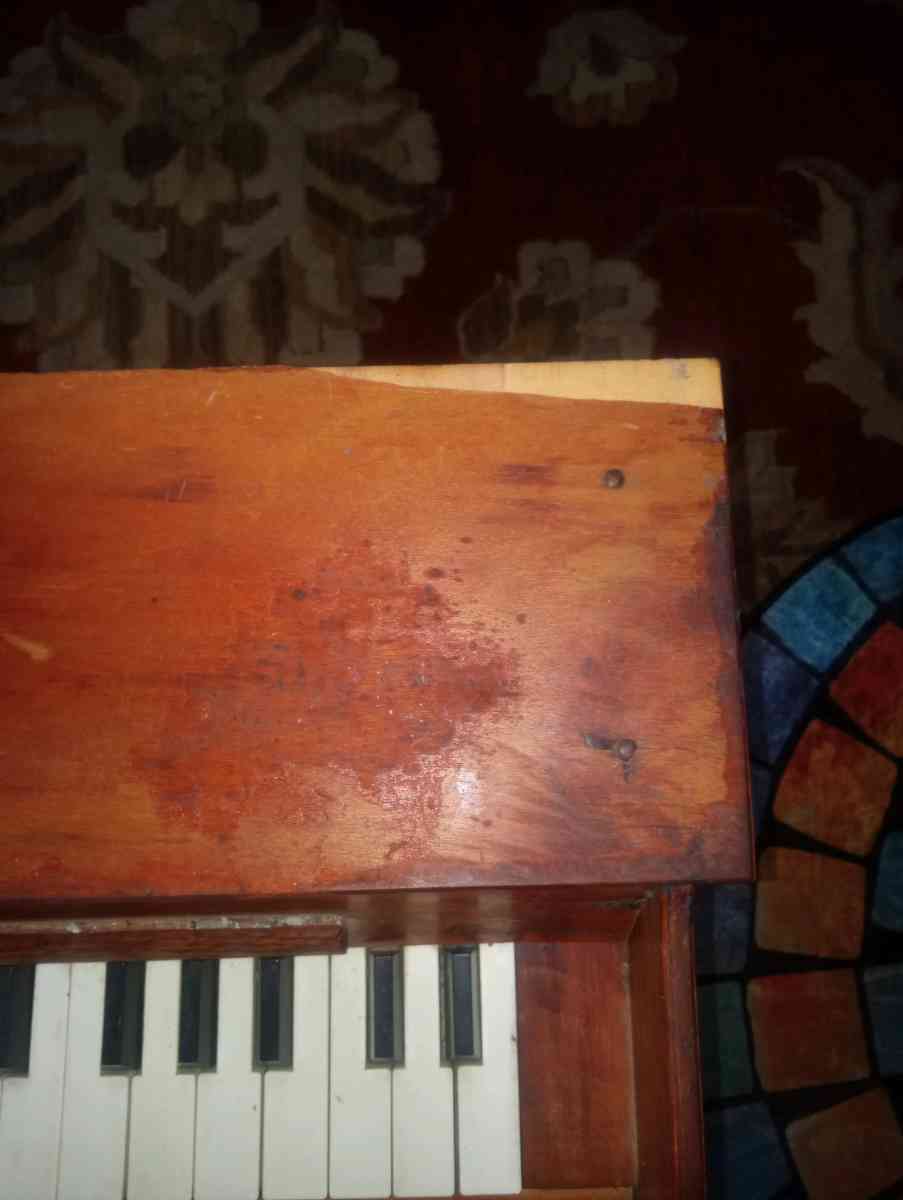 small antique vintage piano - Merry Hill, North Carolina - FleaMarketBay