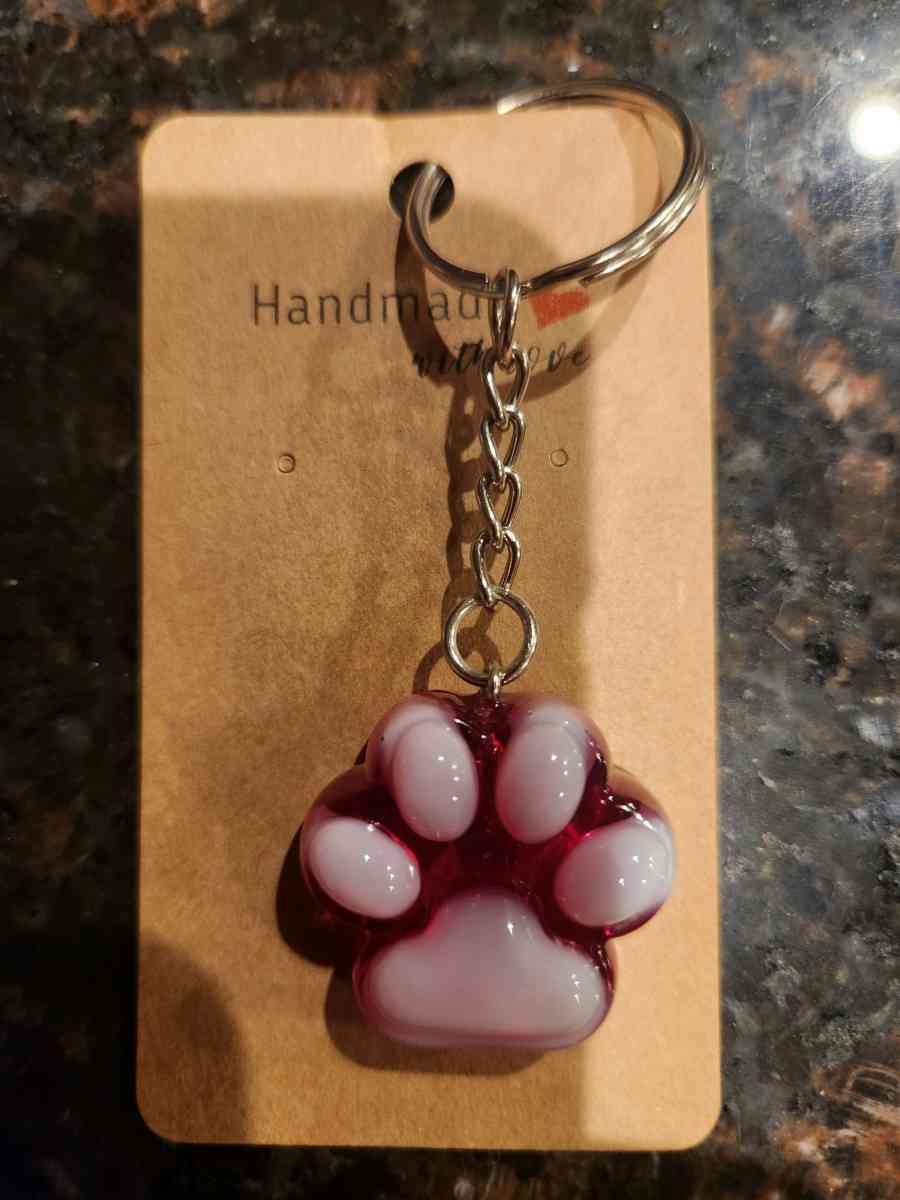 dog paw keychain - Tappahannock, Virginia - FleaMarketBay