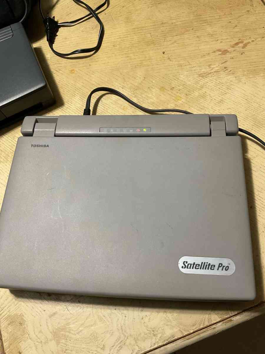 1998 Toshiba Satellites - Largo, Florida - FleaMarketBay