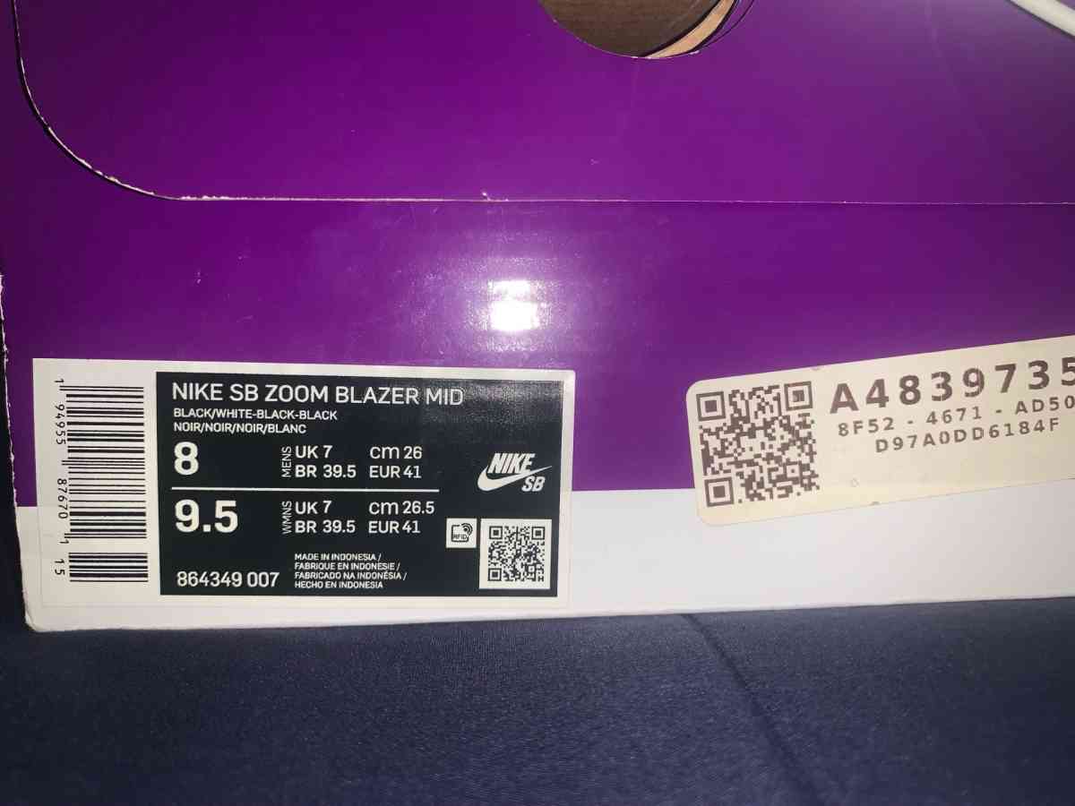 NIKE SB ZOOM BLAZER MIDS BLACK AND WHITE - Bakersfield, California - FleaMarketBay