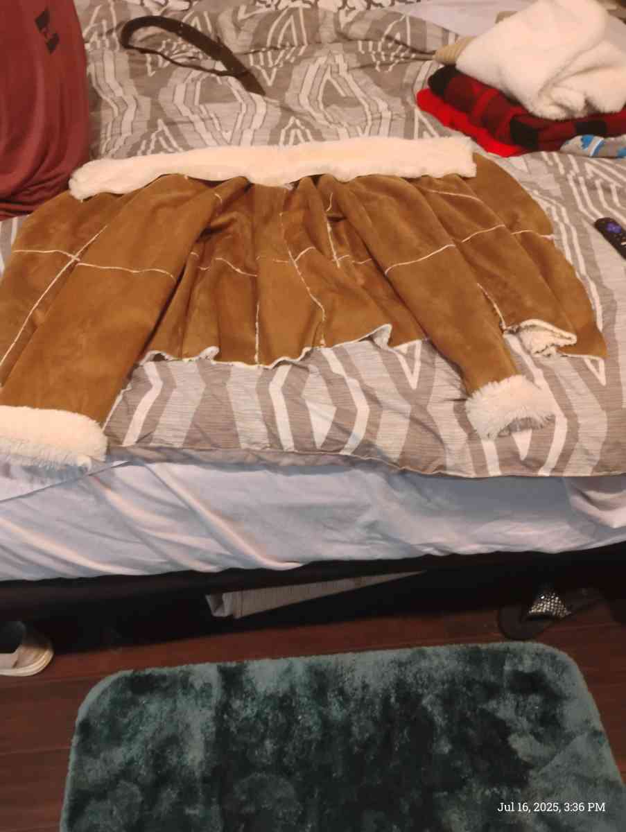 coats - Allentown, Pennsylvania - FleaMarketBay