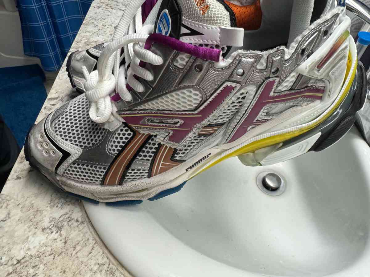 Balenciaga multi color runners - Fort Lauderdale, Florida - FleaMarketBay