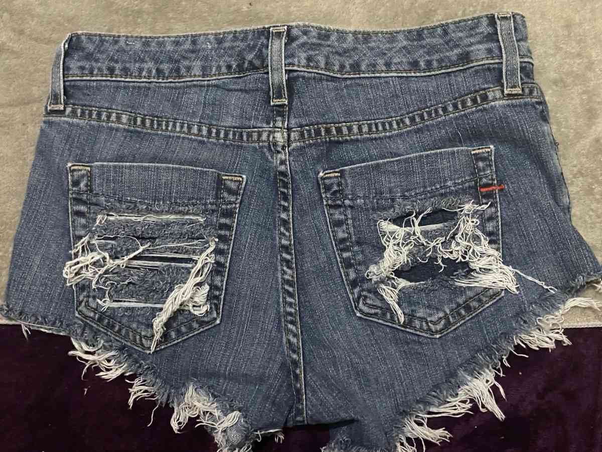 essential denim shorts - Houston, Texas