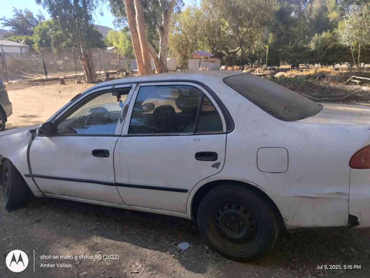 1998 Toyota Corolla parts - Perris, California - FleaMarketBay