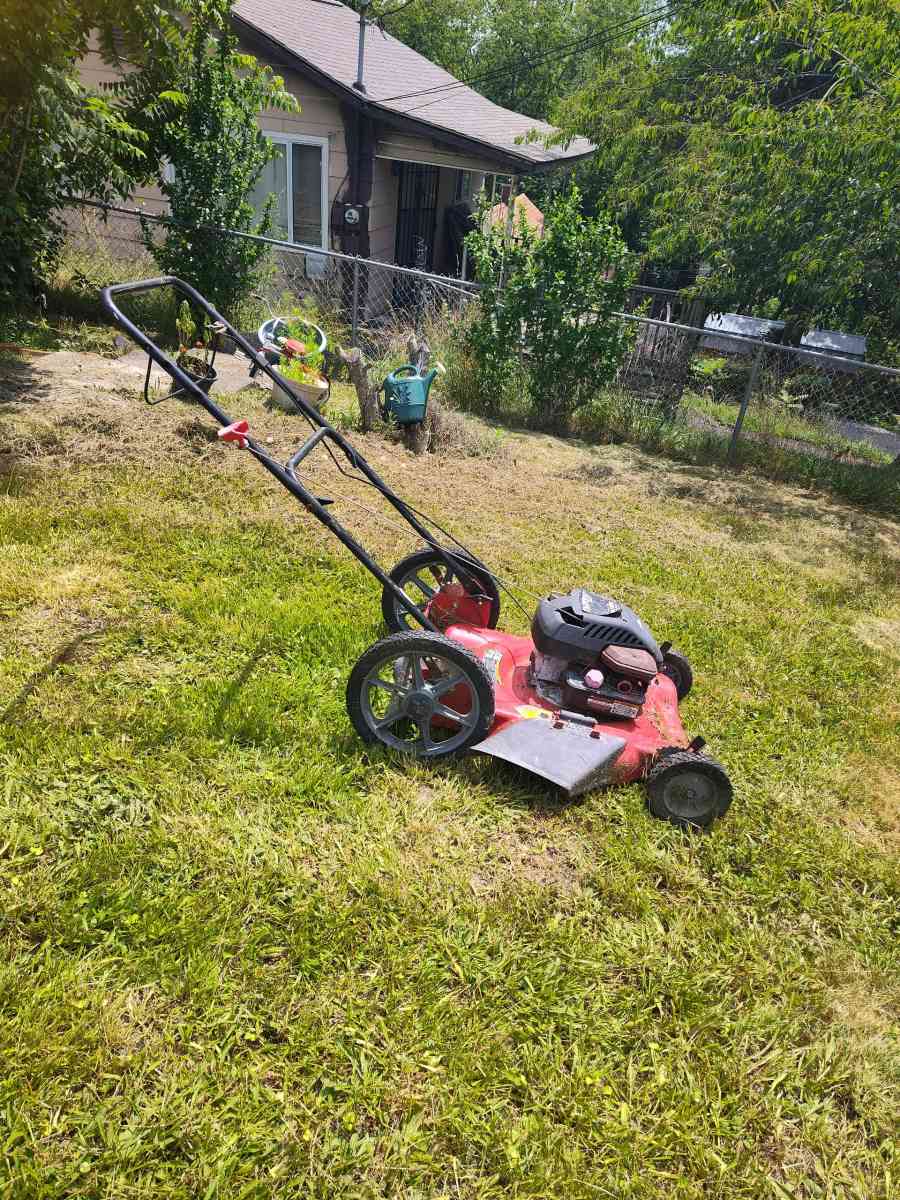 push mower - Beckley, West Virginia - FleaMarketBay