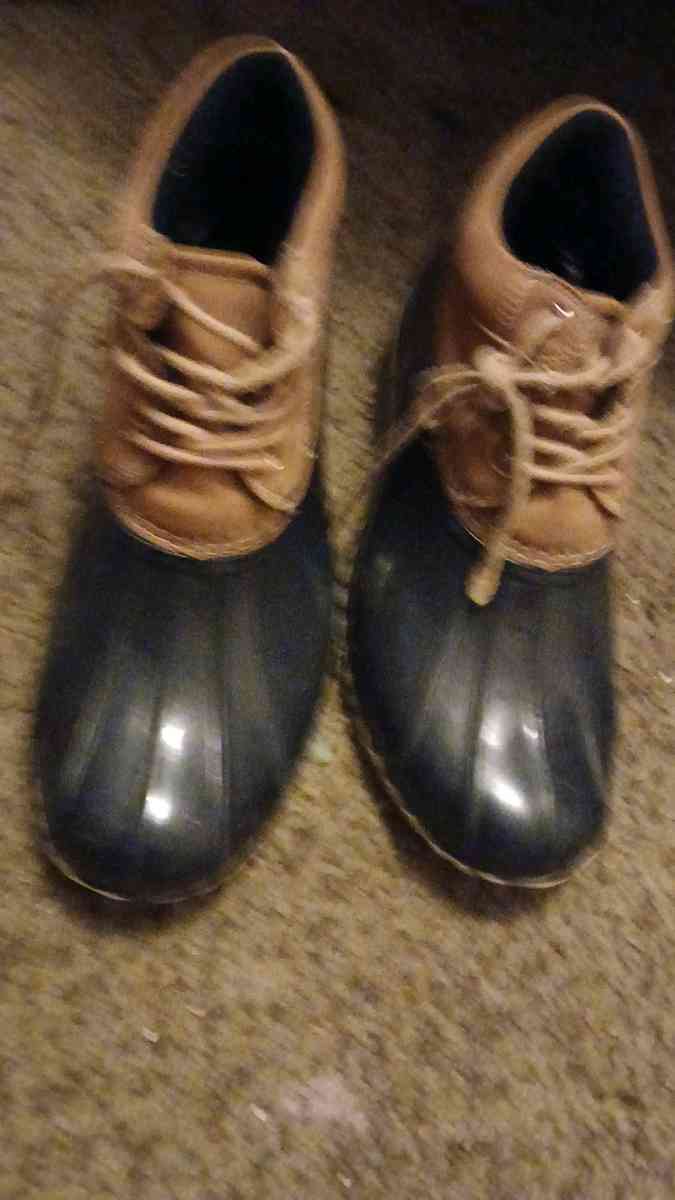 shoes - Kingsport, Tennessee - FleaMarketBay