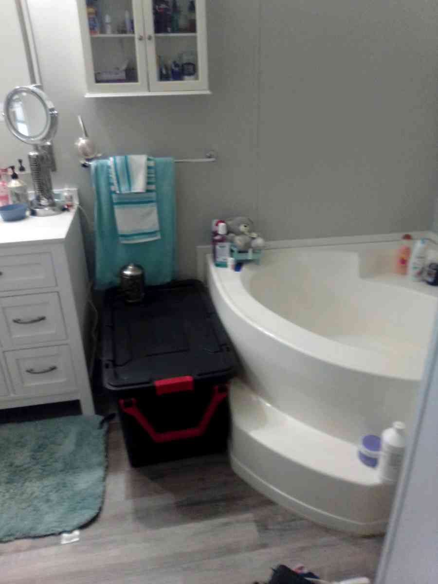 my sale to my mobile  home like nice like new please