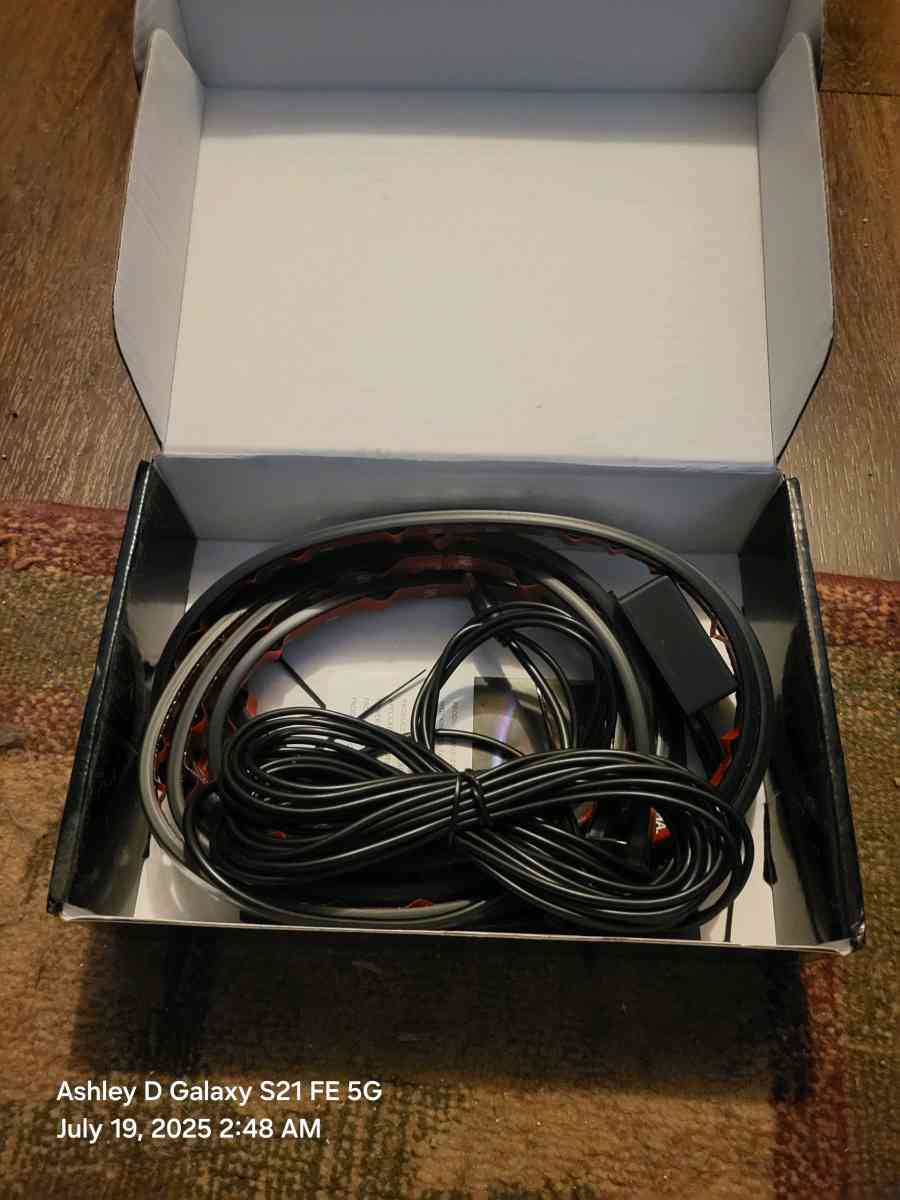 AUTOMOBILE LED CHASSIS LAMP - Green Bay, Wisconsin - FleaMarketBay