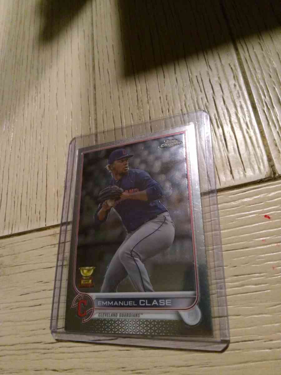 Topps chrome Emanuel Clase rookie cup card - Milwaukee, Wisconsin