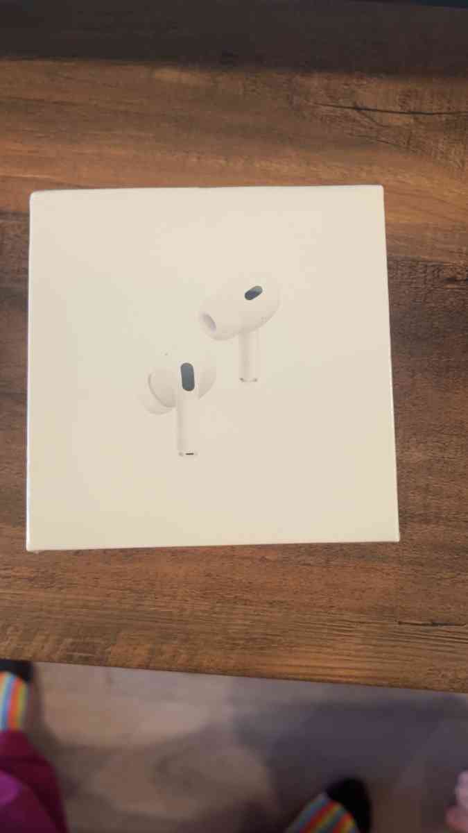 apple AirPod pros gen 2 - Spanish Fort, Alabama