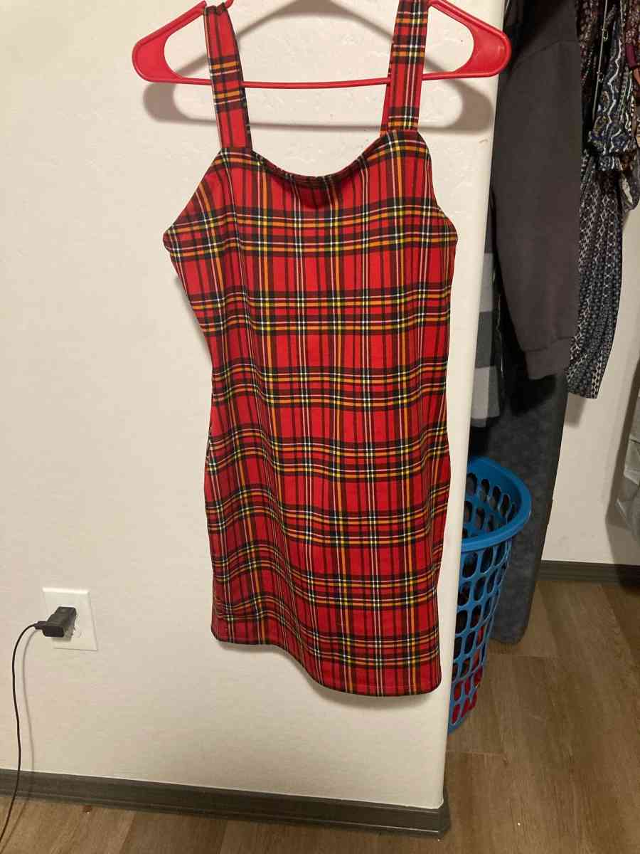 red plaid dress - Glendale, Arizona