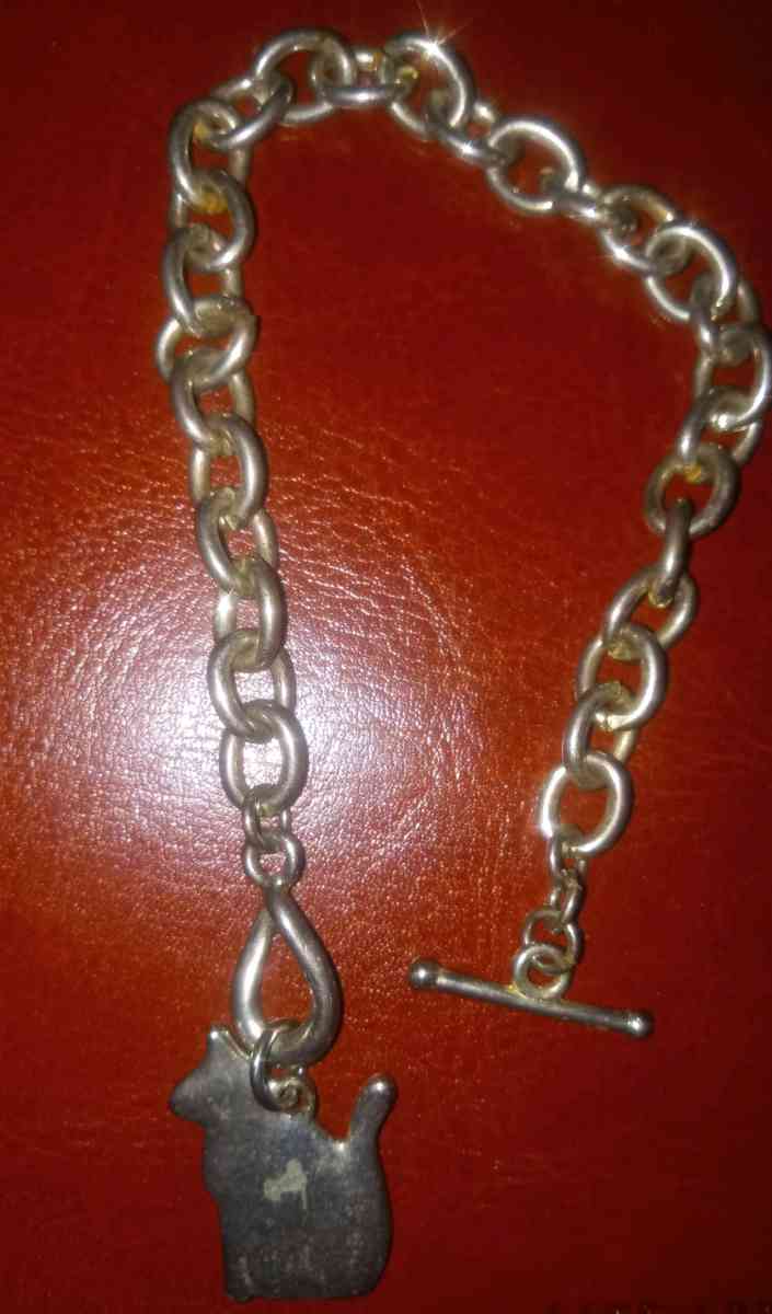 fine silver bracelet by Lisa Greene - Merry Hill, North Carolina - FleaMarketBay