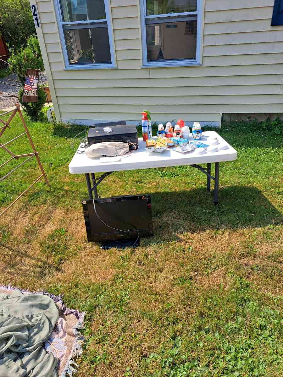 multiple items - Rochester, New York - FleaMarketBay