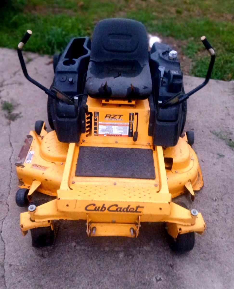 Cub Cadet RZT 50 Zero Turn mower - La Crosse, Indiana - FleaMarketBay