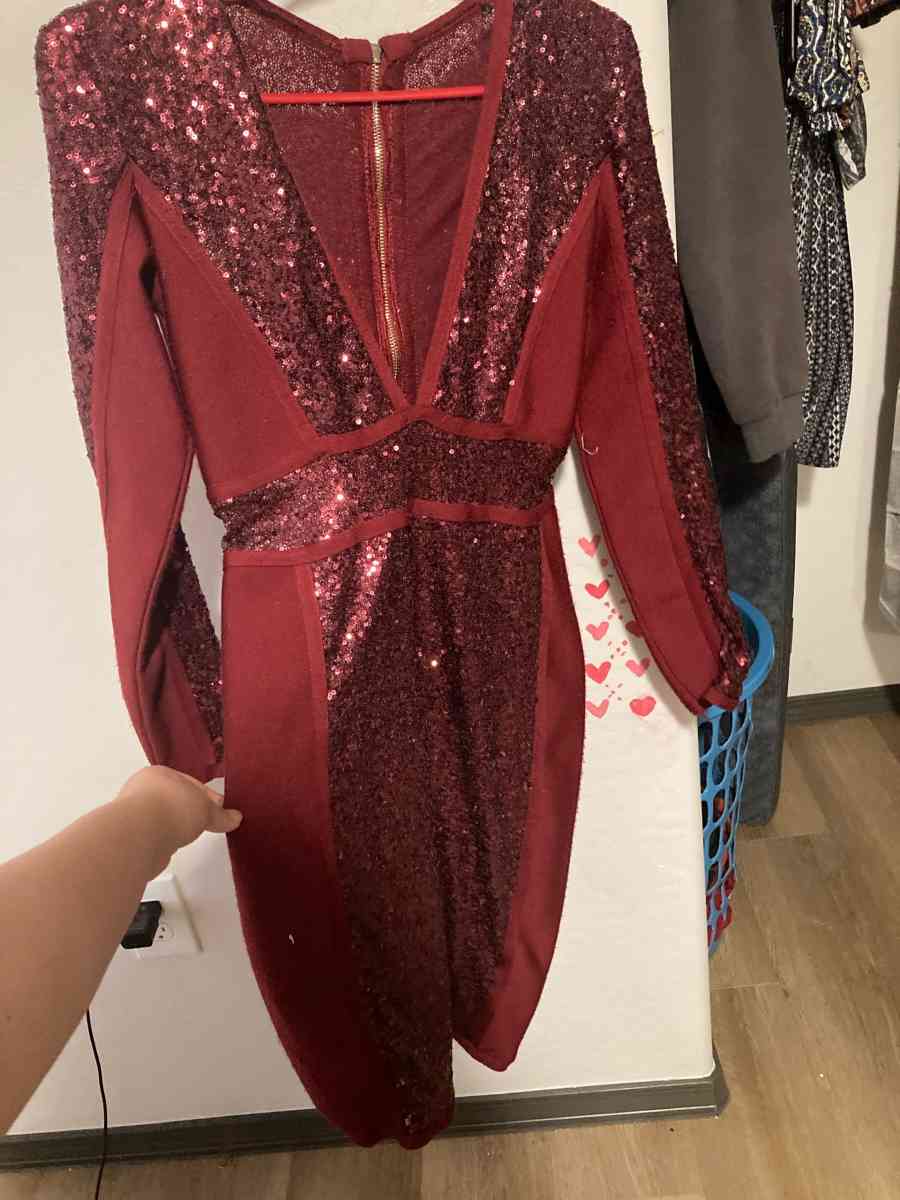 red dress - Glendale, Arizona