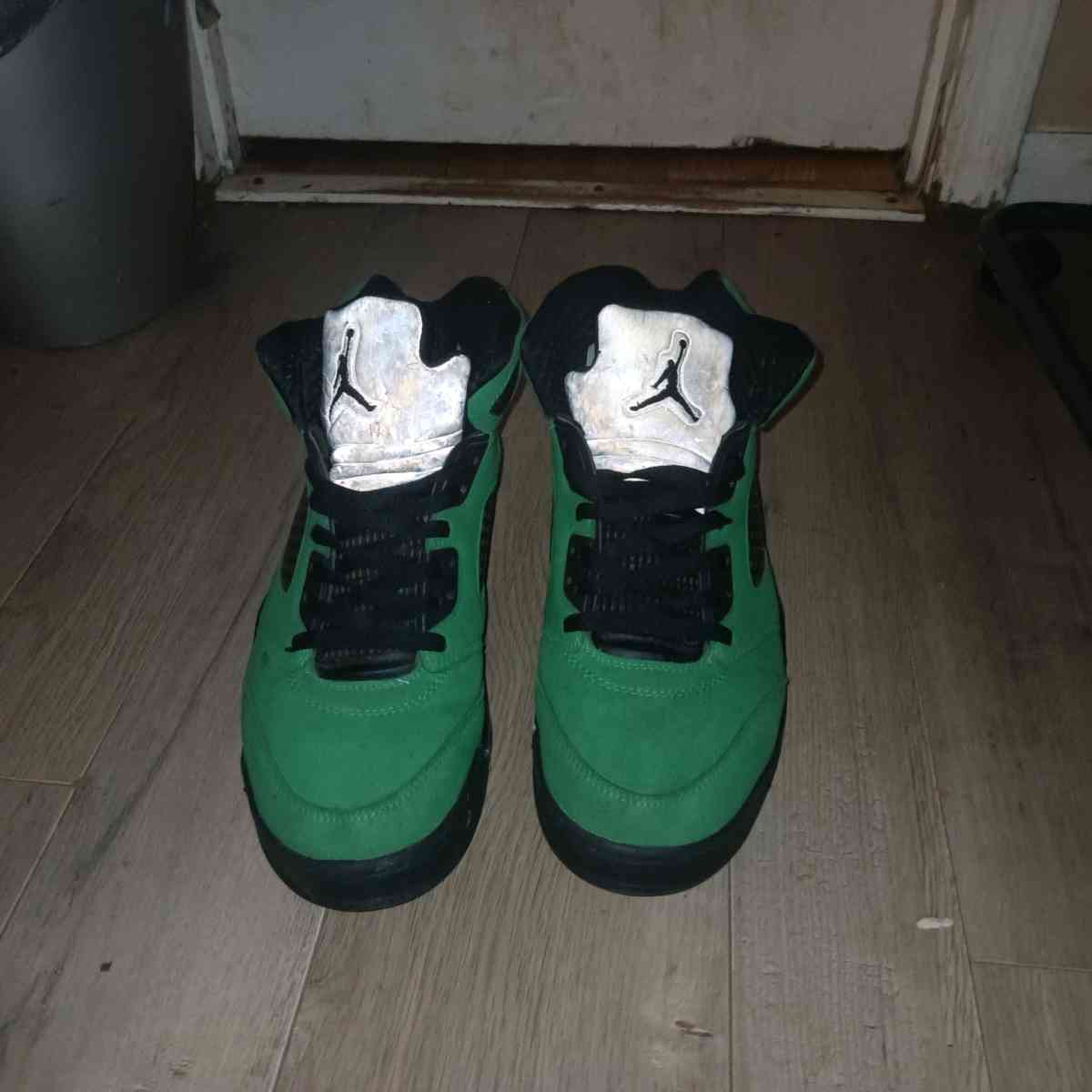 Jordan Retro 5 SE Oregon - Acworth, Georgia - FleaMarketBay