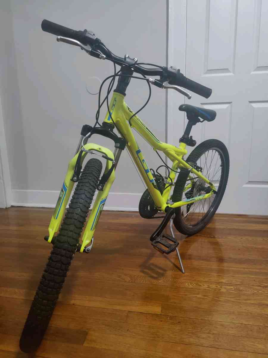 bicicleta GT 24 - Hartford, Connecticut - FleaMarketBay